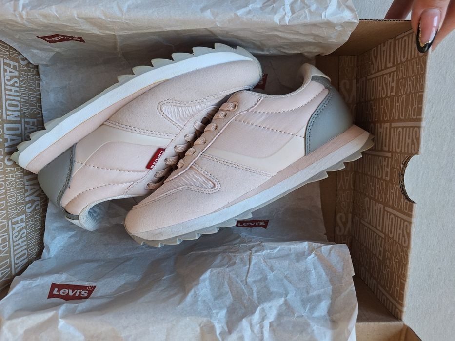 Оригинални детски маратонки Levi's 31 номер/ кецове Н&М