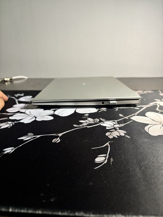 Huawei MateBook D14