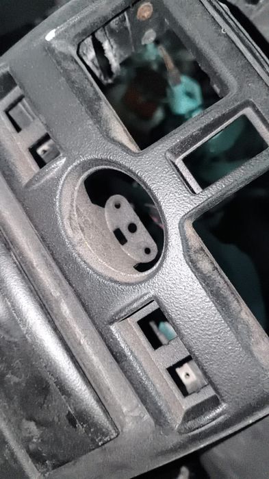 Продам панель приора 1