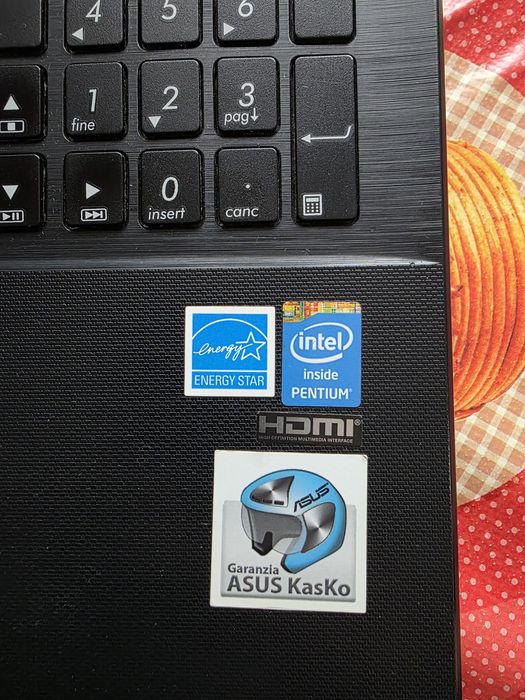 Laptop Asus funcțional