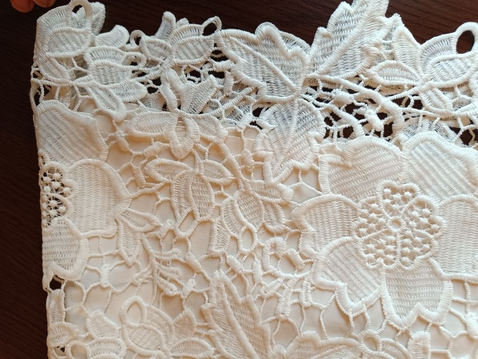 Нарядное платье для девочки H&M