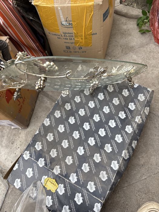 Продам этажерку, и блюдце для холодного