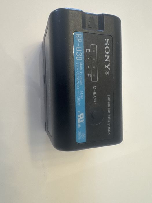 Incarcator + baterie sony seria bp u 30 set