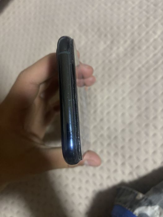 Айфон 11про с коробкой