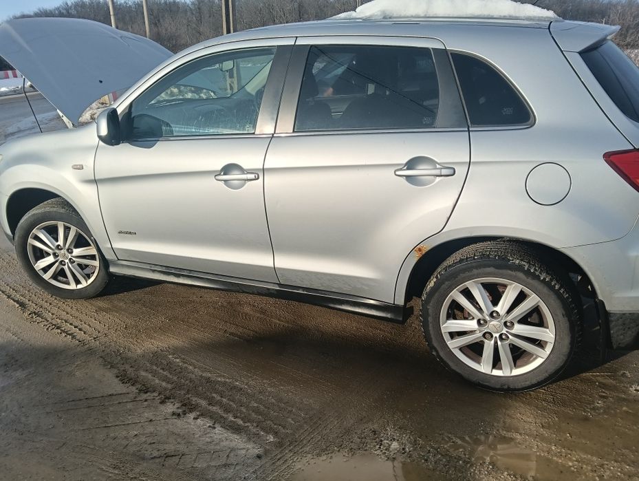 Dezmembrez Mitsubishi ASX Motor 1.6 BENZINA Manuala Suseni • OLX.ro