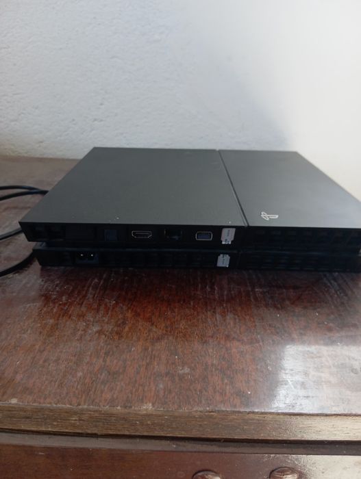 PlayStation 4 Fat