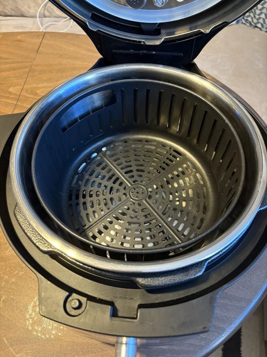 Промо намален до 09.09 Комбиниран мултикукър Instant Pot DUO CRISP ULTIMATE LID