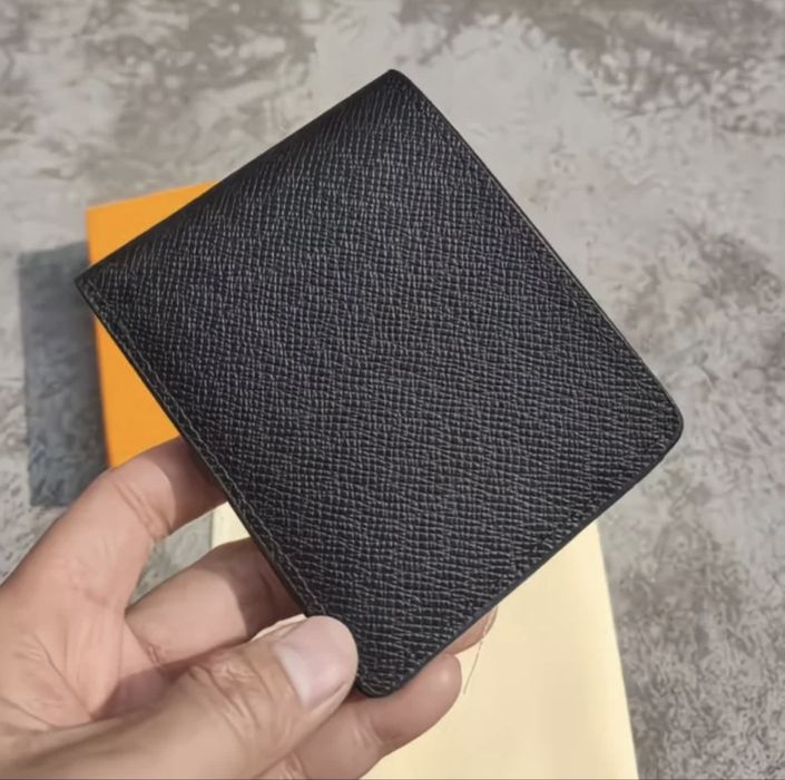 Продается кожанный кошелек от Луи Вуиттона