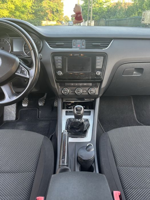 SKODA Octavia 2014 — imagine 5