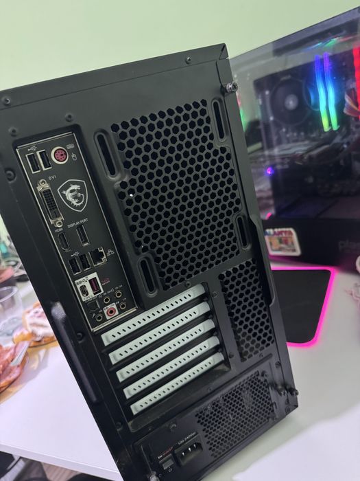 Офис компютър intel i3-8100 3.60GHz 16gb ram