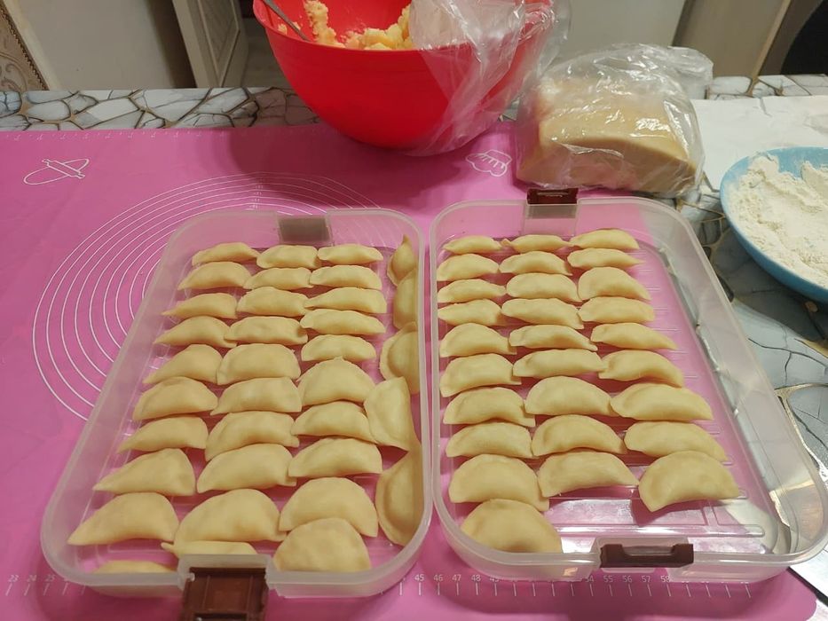 Домашние пельмени 3500, вареники 2000