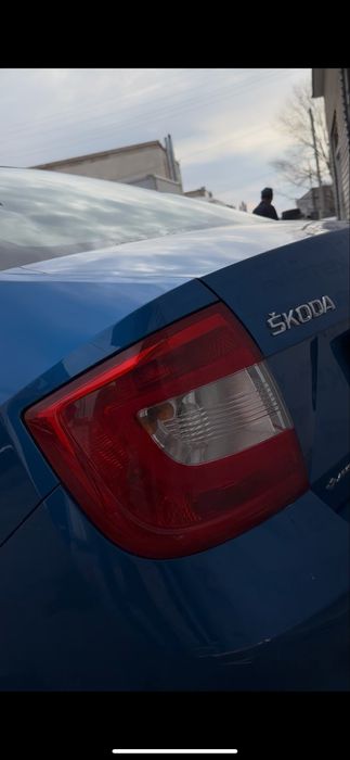 Шкода Рапид продам Шкоду