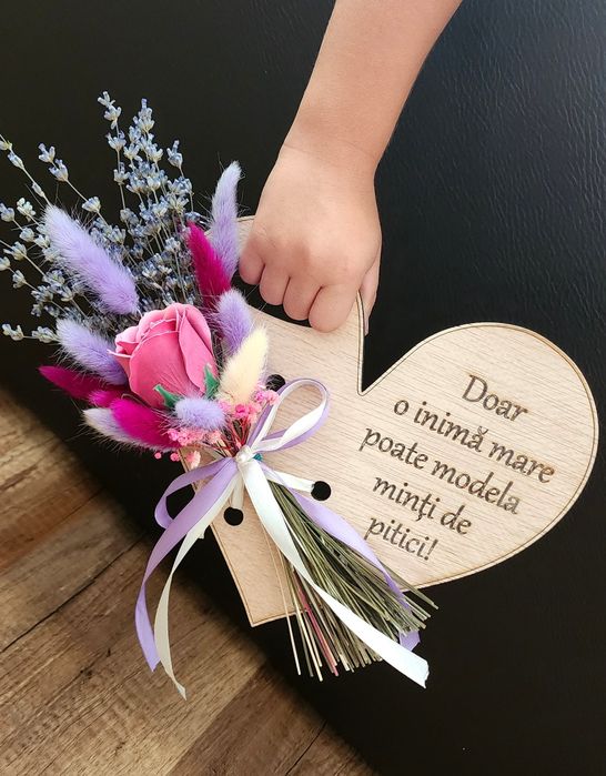 Cadou mărtisor doamna educatoare