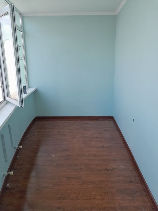 Поклейка обоев в Алматы  Малярные работы