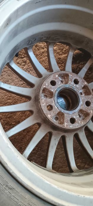 Гуми с джанти 16-ки