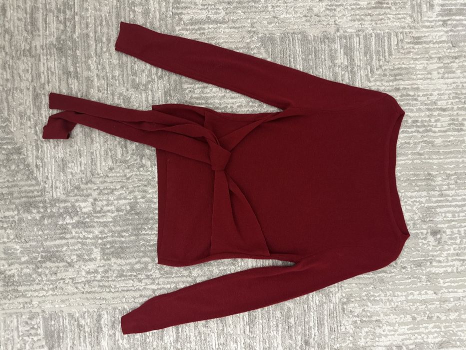 Продам кофты новые