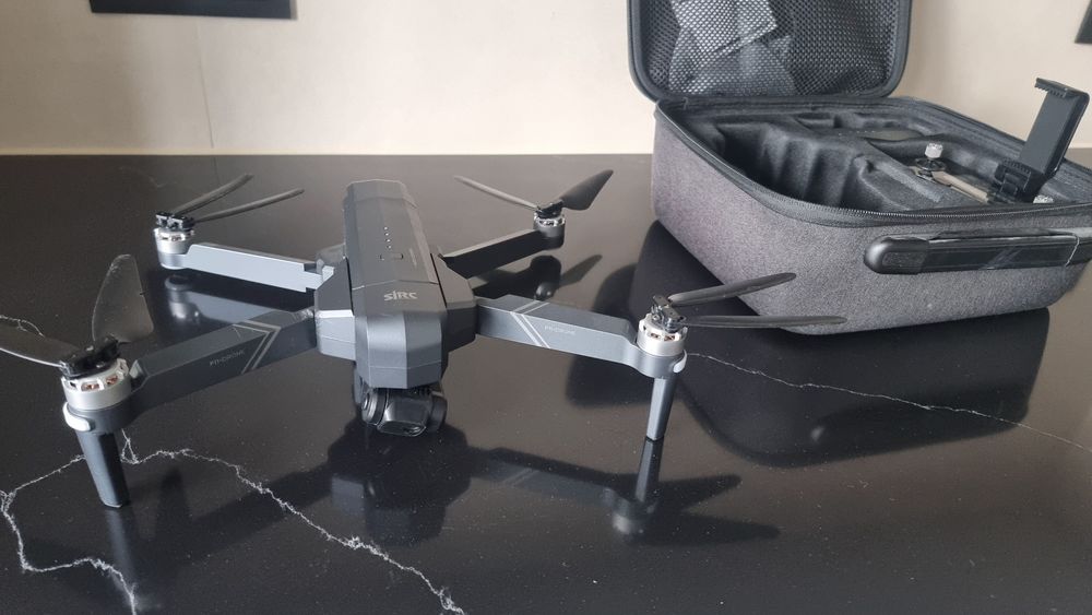 Дрон SJRC F11 Pro – Отлично състояние + куфар
Продавам дрон SJRC F11 P