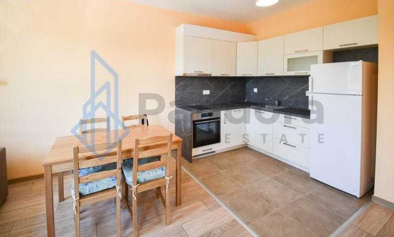 Двустаен апартамент под наем в кв. Младост 3