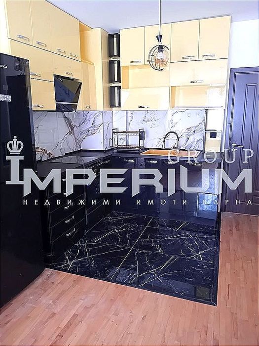 Двустаен обзаведен апартамент под наем - Колхозен пазар, гр. Варна СР