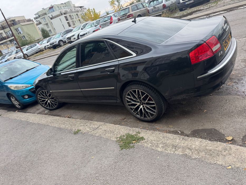 Ауди А8 3Д на части