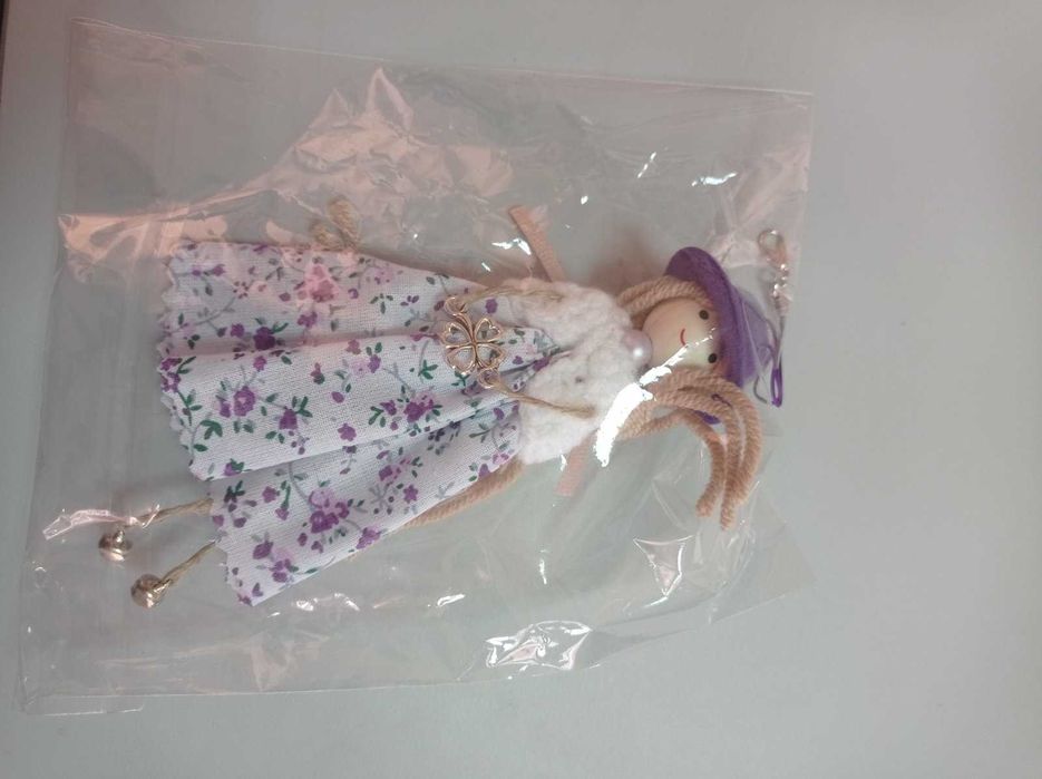 Ръчно изработена кукла