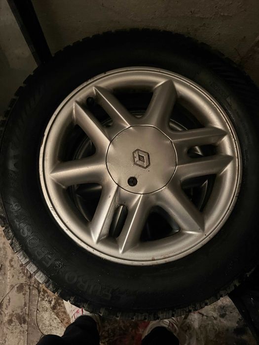 4 броя Зимни гуми GISLAVED с джанти 195/65/15 ДОТ2020