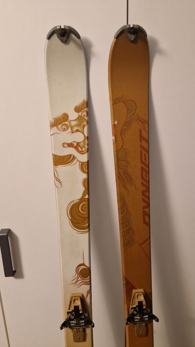 Ски за пантене Dynafit 169см +колани Dynafit