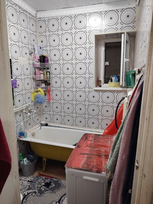 1/7/7 uy sotiladi 10-mkr