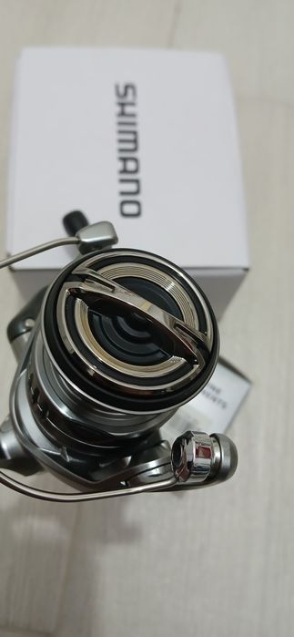 Mulineta Shimano Nasci FC 2500+tambur