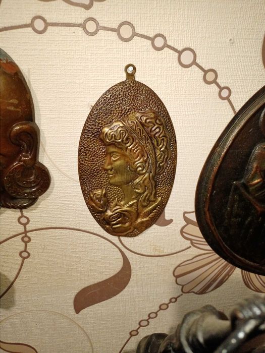 Чеканка медная метал