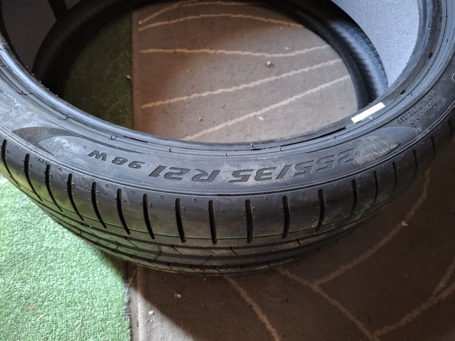 255 35 21 Pirelli DOT 2022 (2023) vara NOI