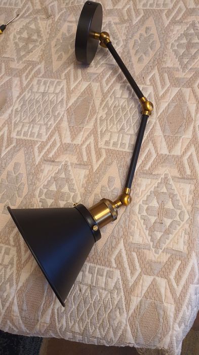 настенный светильник