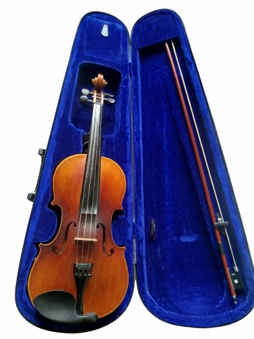 Skripka 4/4 JINYIN-E900