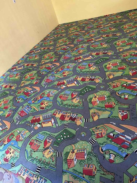 Детски Мокетен килим