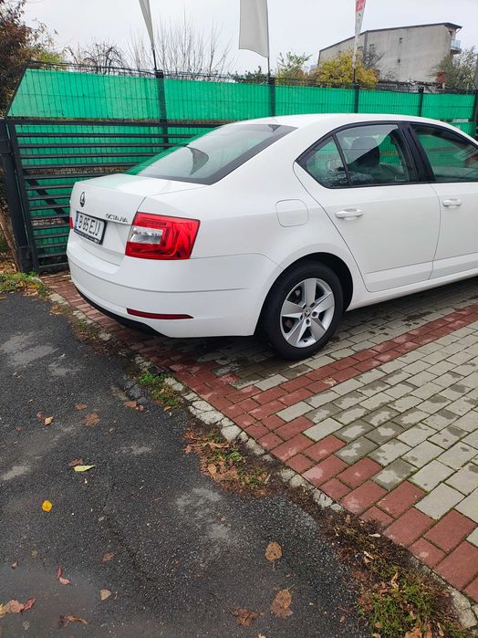 Skoda 3 facelift  79000 km