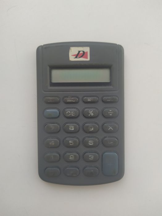 Микрокалькулятор компактный