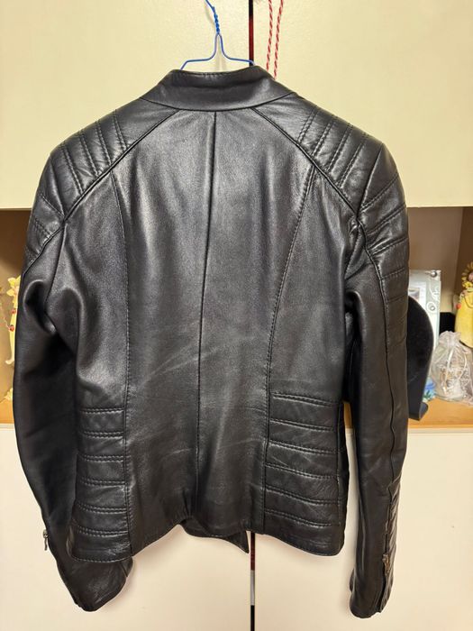 Geaca piele  cu guler de blana