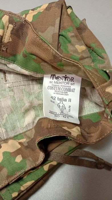 Pantaloni noi de armată 42/2