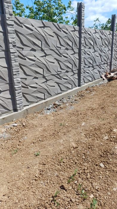 Vând gard prefabricat din beton !