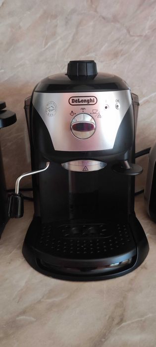 Ръчна еспресо машина De'longhi
