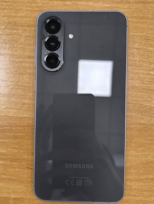 Samsung A56 5G 8/128gb