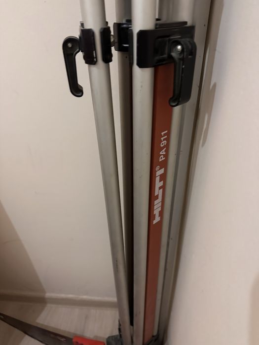 Leica 724 нивелир