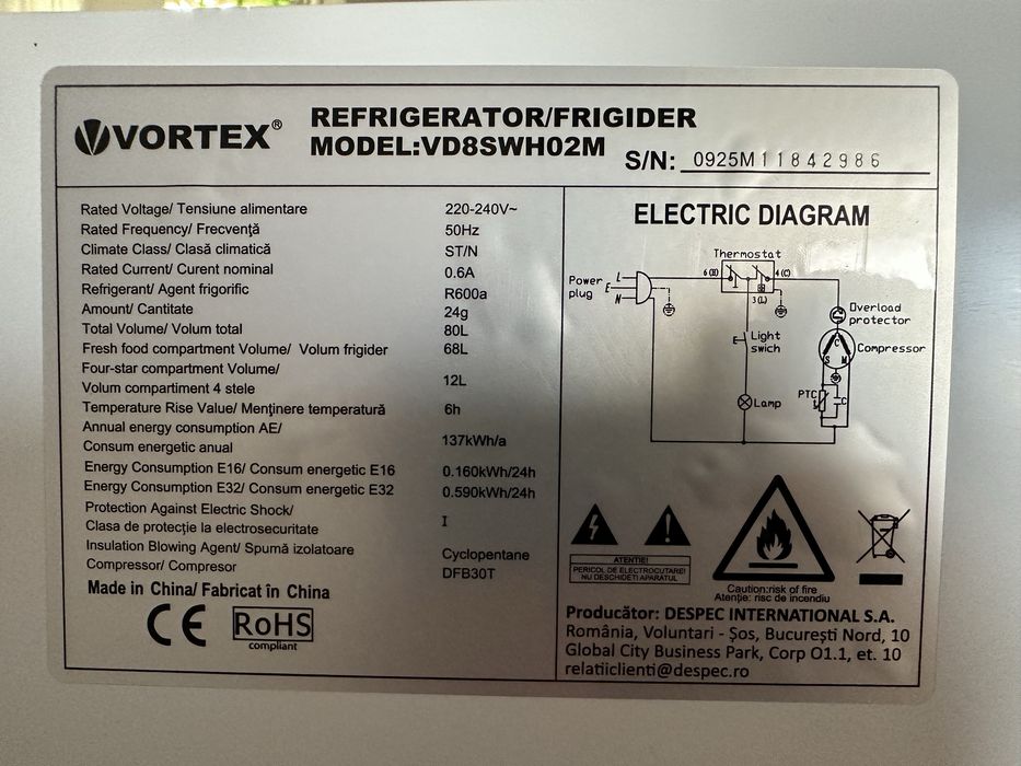 Frigider Vortex, Capacitate 80 L, Inaltime 85 cm, Clasa E, Decongelare automată