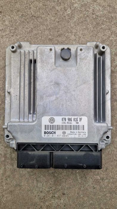 ECU Calculator motor VW T5 cod 070 906 016 BF