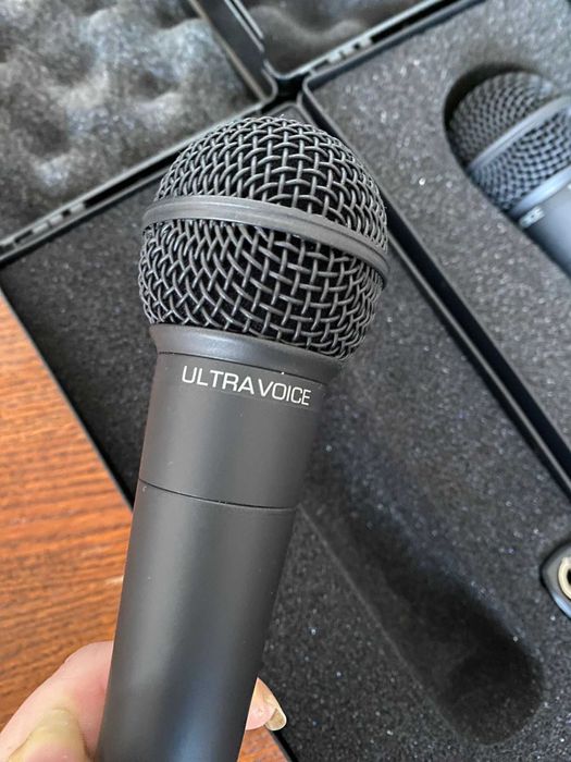 Set microfoane BEHRINGER + cabluri