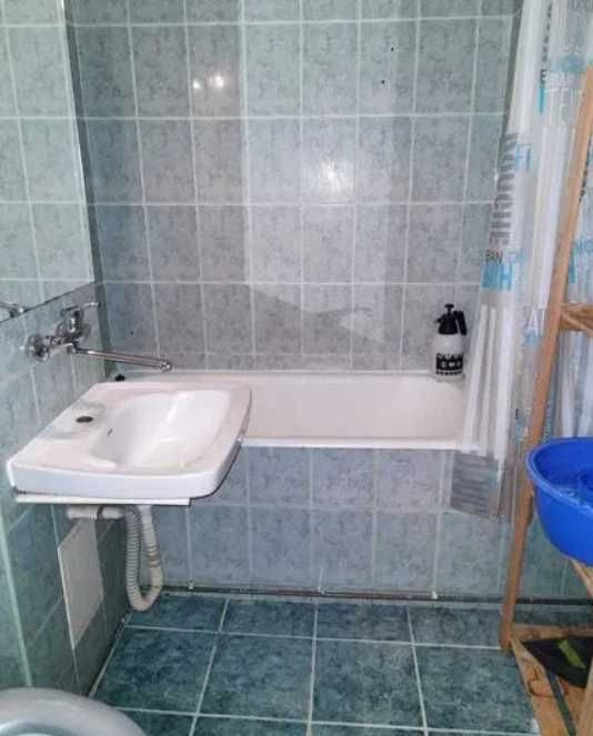 Дава се под наем Двустаен апартамент в Пловдив, Изгрев - 50 кв.м за 219.3 € - Снимка #4