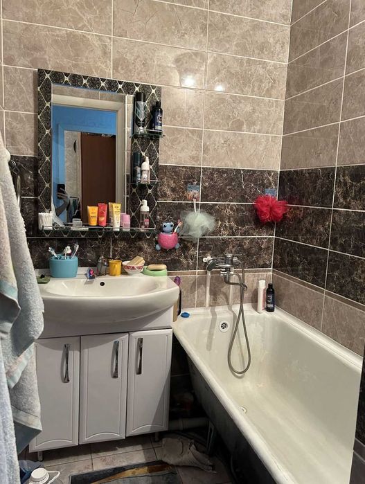 Продам 3х комн кв на 15мкр