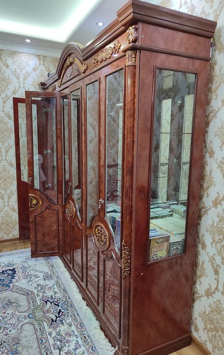 Продаётся стенка б/у в хорошем состоянии