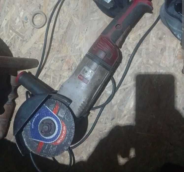 Болгарка на выбор есть несколько