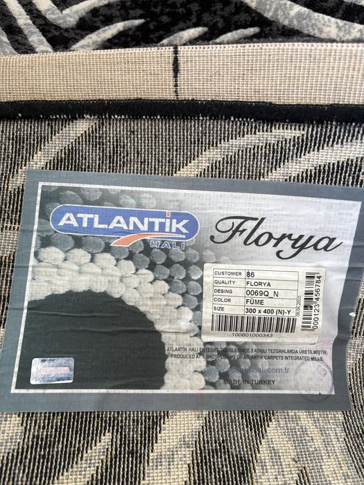 Продам 2 ковра в отличном состоянии